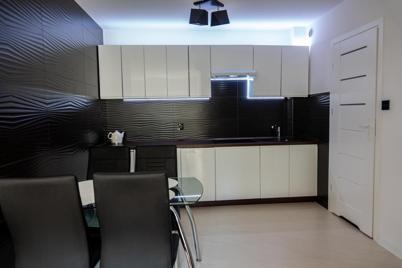 Nowy Apartament Z Duzym Tarasem I Parkingiem Swinoujscie Exterior foto