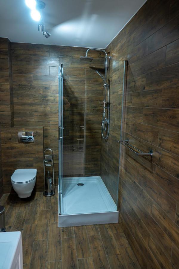 Nowy Apartament Z Duzym Tarasem I Parkingiem Swinoujscie Exterior foto
