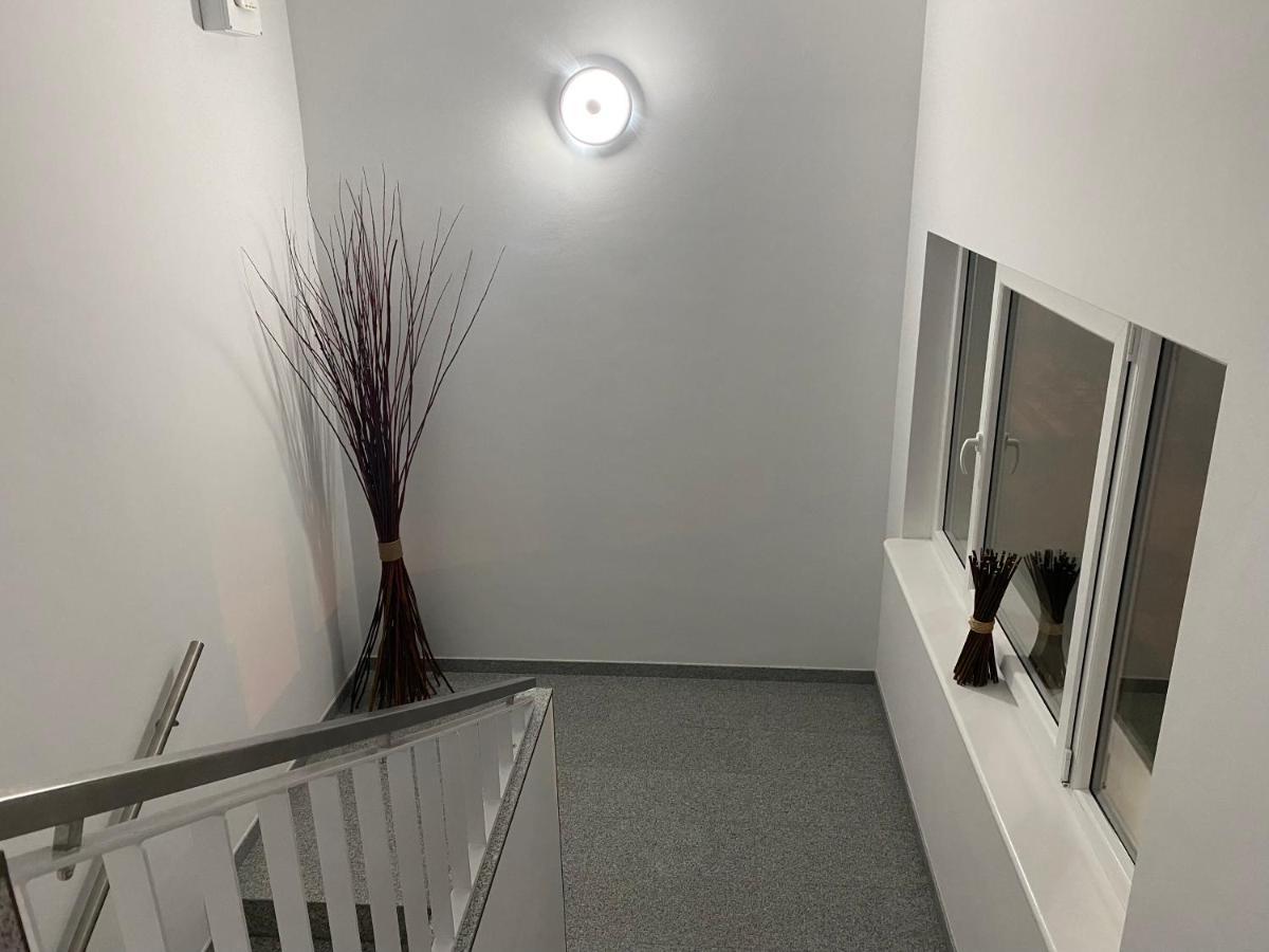 Nowy Apartament Z Duzym Tarasem I Parkingiem Swinoujscie Exterior foto